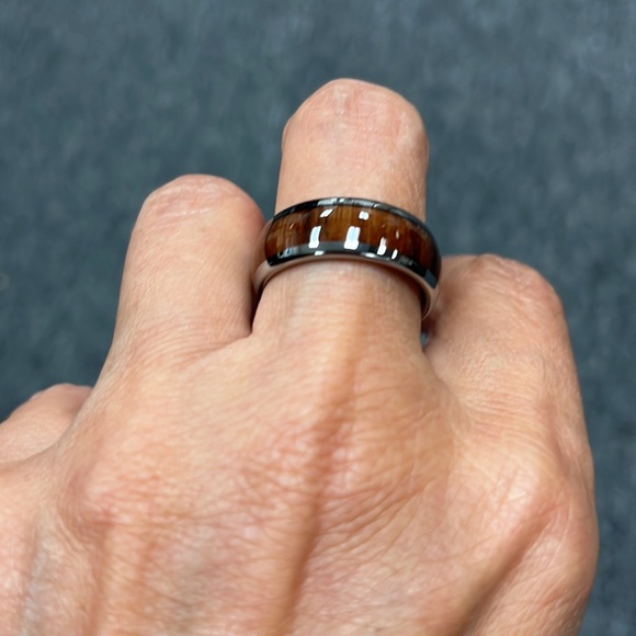 8MM ROSE WOOD INLAY TUNGSTEN WEDDING BAND - Picture 8 of 16